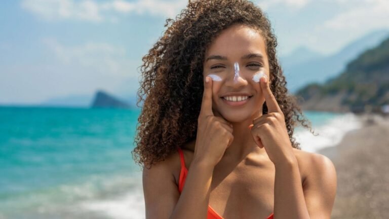 Como cuidar da pele no verão: Proteção e hidratação essenciais para a estação mais quente