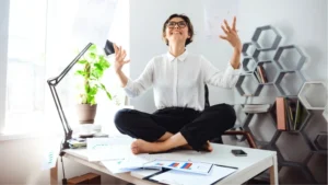 Saúde mental nas empresas: estratégias eficazes para promover o equilíbrio e bem-estar