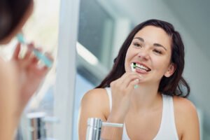 Guia Completo: Cuidados Diários com a Higiene Bucal para um Sorriso Saudável